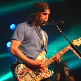 Vic Fuentes