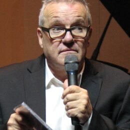 Mark Lowry