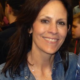 Annabeth Gish