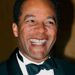 Clifton Davis