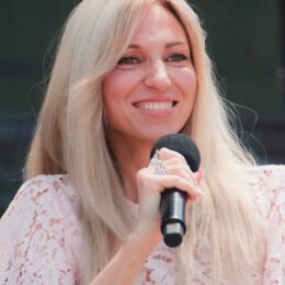 Debbie Gibson