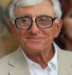 Jamie Farr
