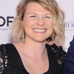 Jennifer Robertson