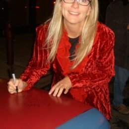Kristi Lee