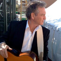 Larry Gatlin & the Gatlin Brothers