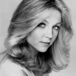 Lisa Hartman Black