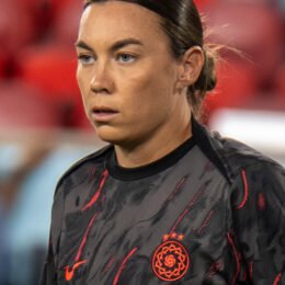 Mackenzie Arnold