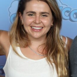 Mae Whitman