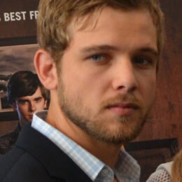 Max Thieriot