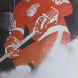 Mickey Redmond
