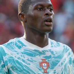 Nuno Mendes (footballer, born 2002)