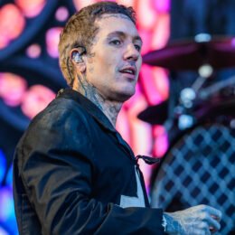 Oli Sykes