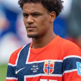 Oscar Bobb