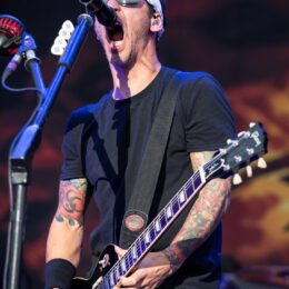 Sully Erna