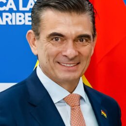 Rodrigo Paz