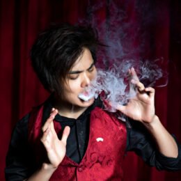 Shin Lim