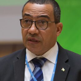 Carlos Vila Nova