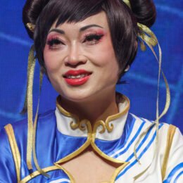 Yaya Han